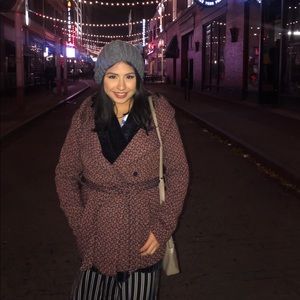 Meet your Posher, Jasmine